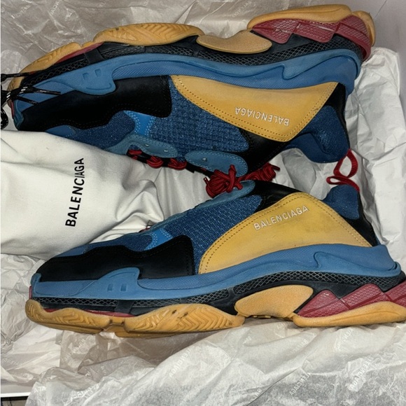 Balenciaga, triple S size 13 worn 1 time to big for me - Picture 4 of 4